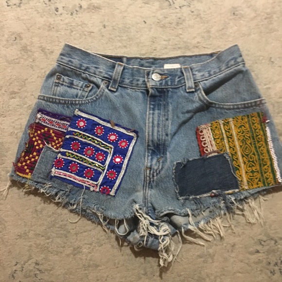 Levi's Pants - Vintage High Rise Festival Levi 550 Shorts